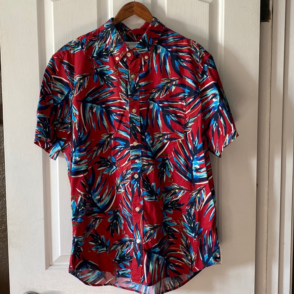 GAP Hawaiian Print Short Sleeve Button Down Shirt